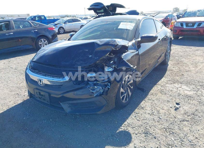 Photo 6 of 2018 Honda Civic LX (VIN 2HGFC4B51JH306933)