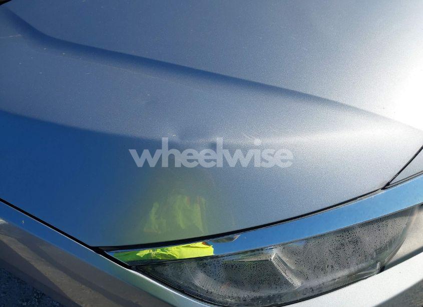 Photo 16 of 2018 Honda Civic LX (VIN 2HGFC4B53JH305752)