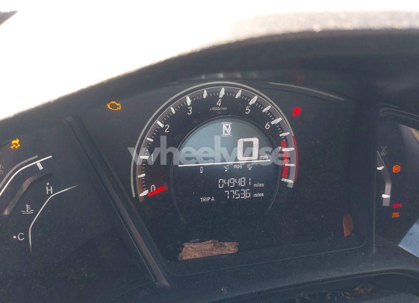 Photo 7 of 2018 Honda Civic LX (VIN 2HGFC4B53JH305752)