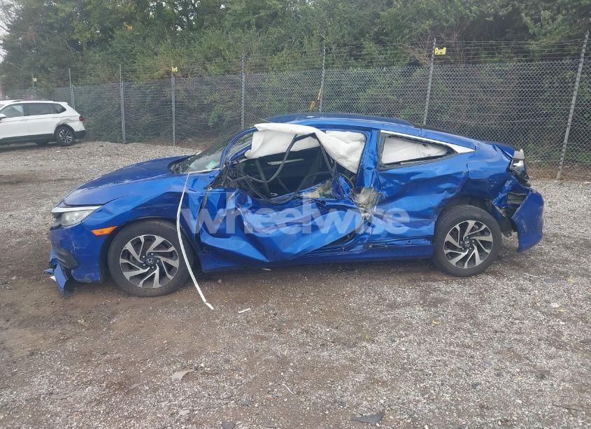 Photo 14 of 2018 Honda Civic LX (VIN 2HGFC4B54JH305999)