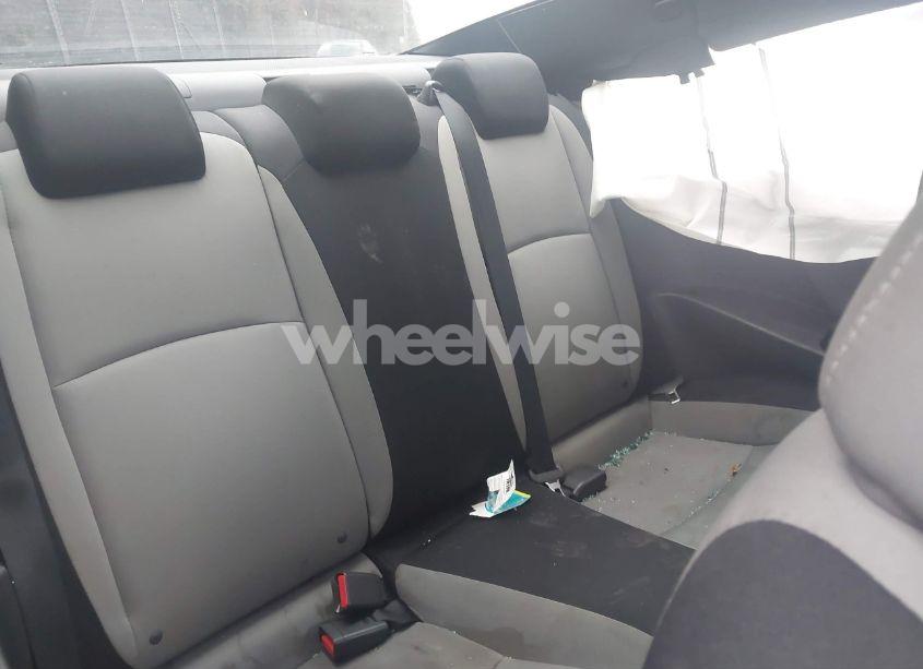 Photo 8 of 2018 Honda Civic LX (VIN 2HGFC4B54JH305999)