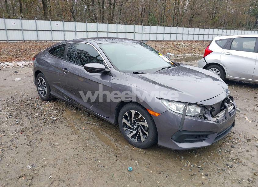 2017 Honda Civic LX (VIN 2HGFC4B55HH304774) main photo