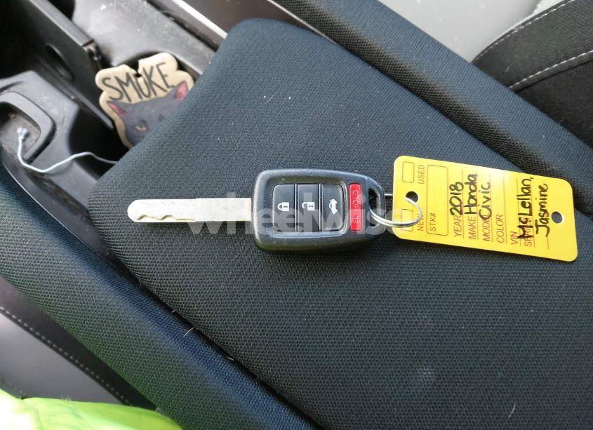 Photo 11 of 2018 Honda Civic LX (VIN 2HGFC4B55JH302965)