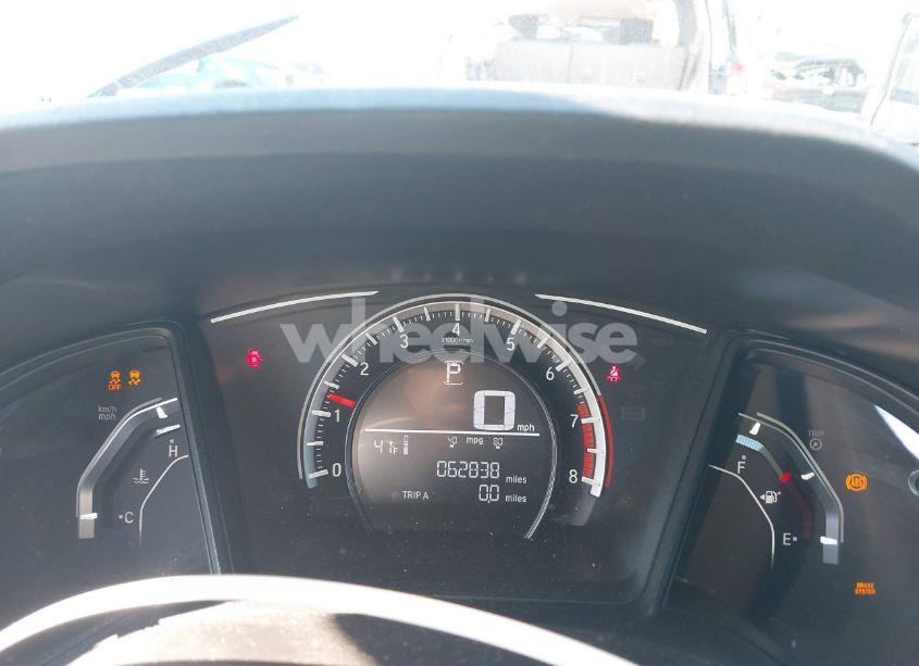 Photo 7 of 2018 Honda Civic LX (VIN 2HGFC4B56JH305986)