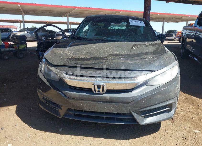 Photo 12 of 2017 Honda Civic LX (VIN 2HGFC4B5XHH303474)
