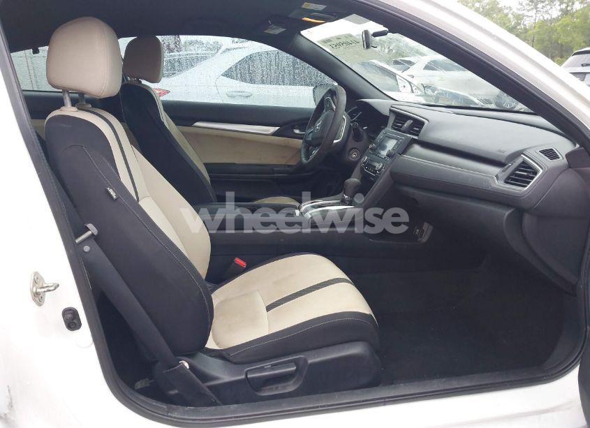 Photo 5 of 2017 Honda Civic LX (VIN 2HGFC4B5XHH303605)
