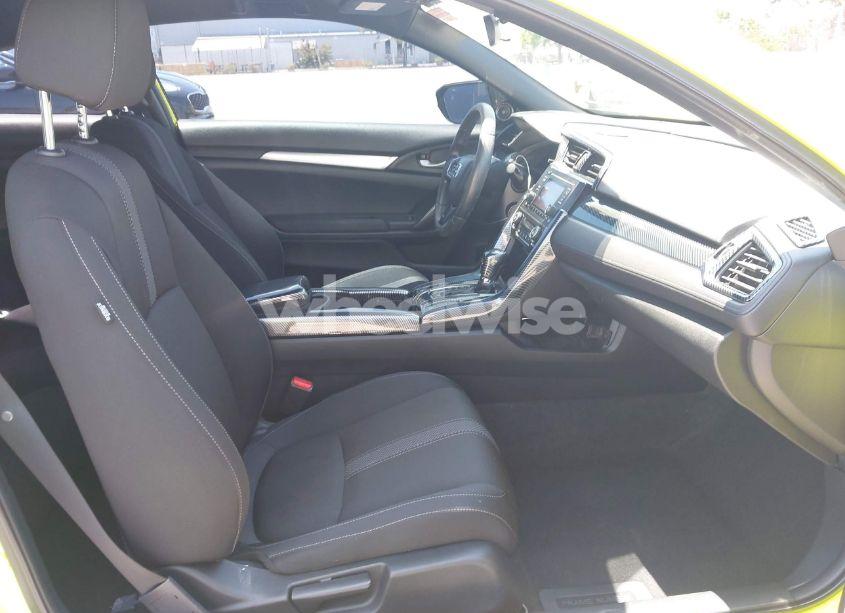 Photo 5 of 2019 Honda Civic LX (VIN 2HGFC4B61KH306201)