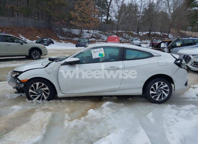 Photo 14 of 2020 Honda Civic LX (VIN 2HGFC4B61LH300609)