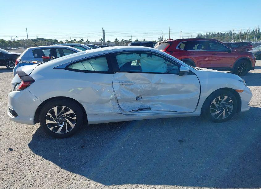 Photo 13 of 2020 Honda Civic LX (VIN 2HGFC4B62LH301462)