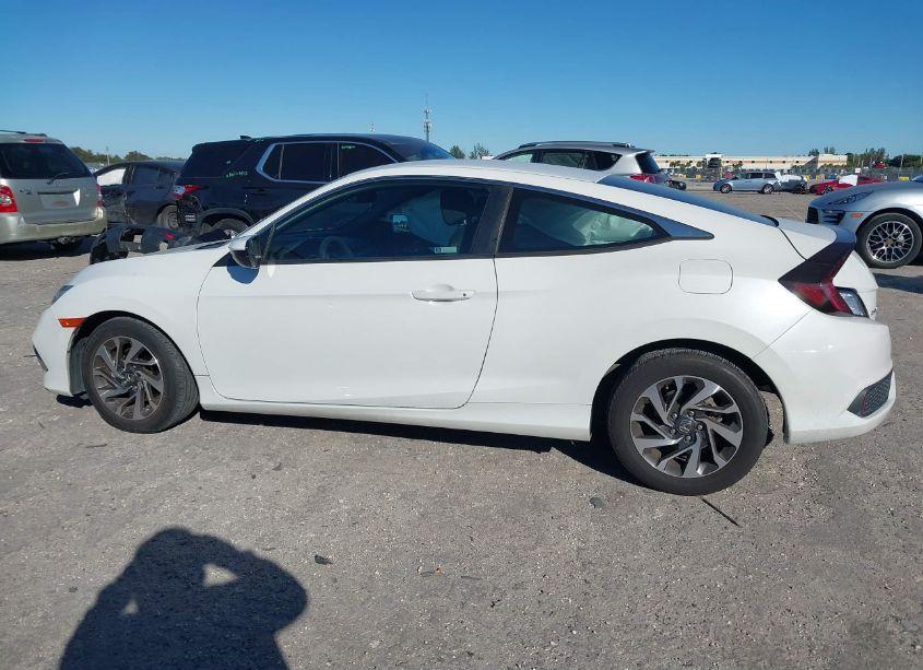 Photo 14 of 2020 Honda Civic LX (VIN 2HGFC4B62LH301462)