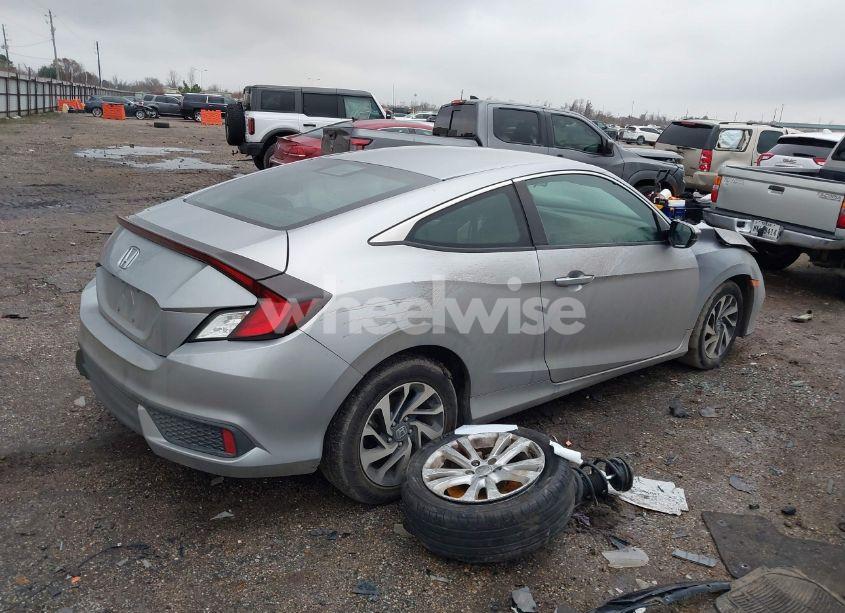 Photo 4 of 2019 Honda Civic LX (VIN 2HGFC4B65KH306041)