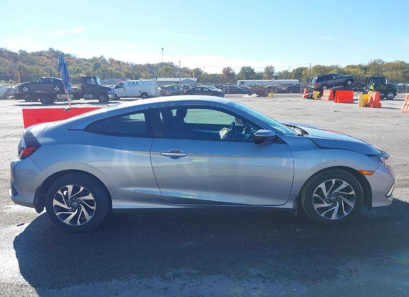 Photo 13 of 2019 Honda Civic LX (VIN 2HGFC4B67KH304033)