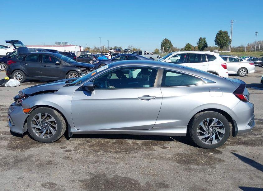 Photo 14 of 2019 Honda Civic LX (VIN 2HGFC4B67KH304033)