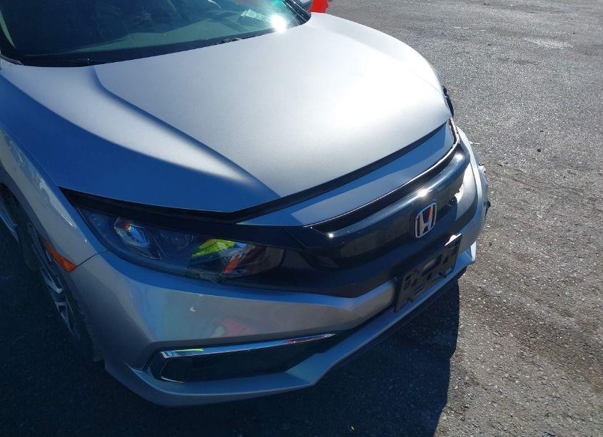 Photo 17 of 2019 Honda Civic LX (VIN 2HGFC4B67KH304033)