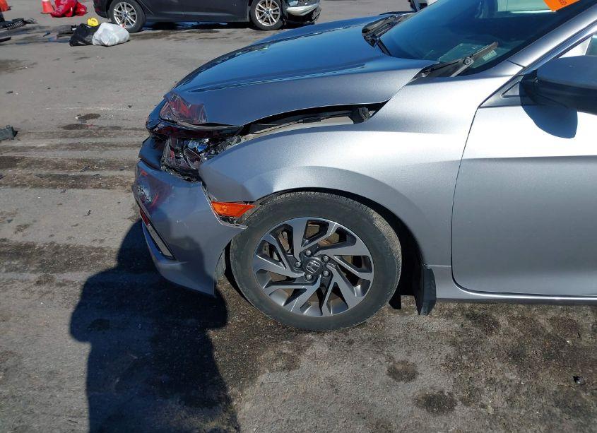 Photo 18 of 2019 Honda Civic LX (VIN 2HGFC4B67KH304033)
