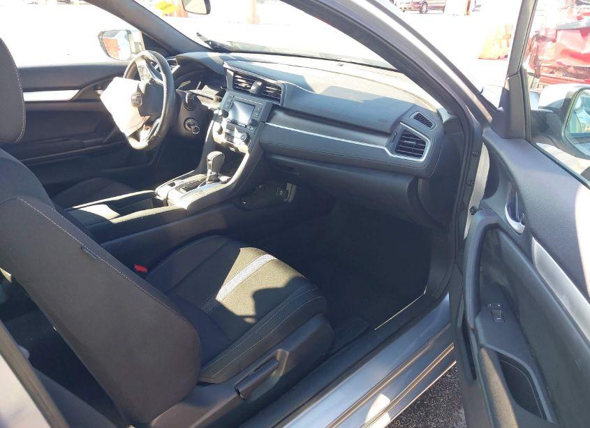 Photo 5 of 2019 Honda Civic LX (VIN 2HGFC4B67KH304033)