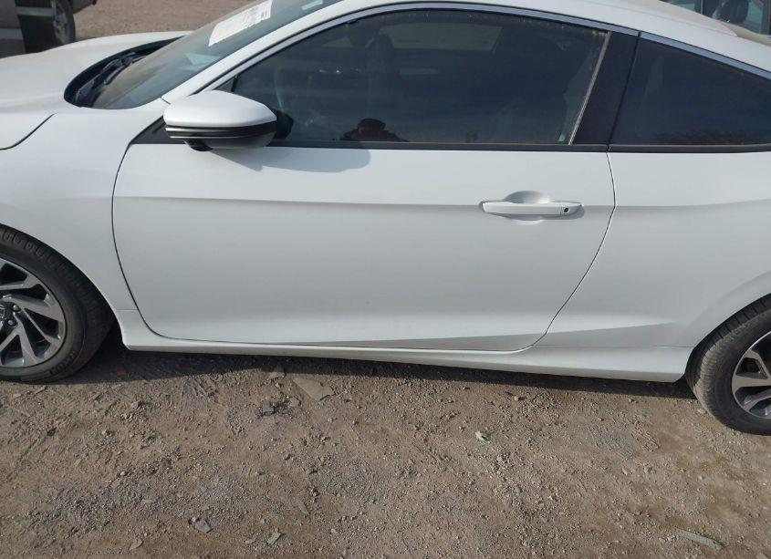 Photo 13 of 2019 Honda Civic LX (VIN 2HGFC4B6XKH301983)