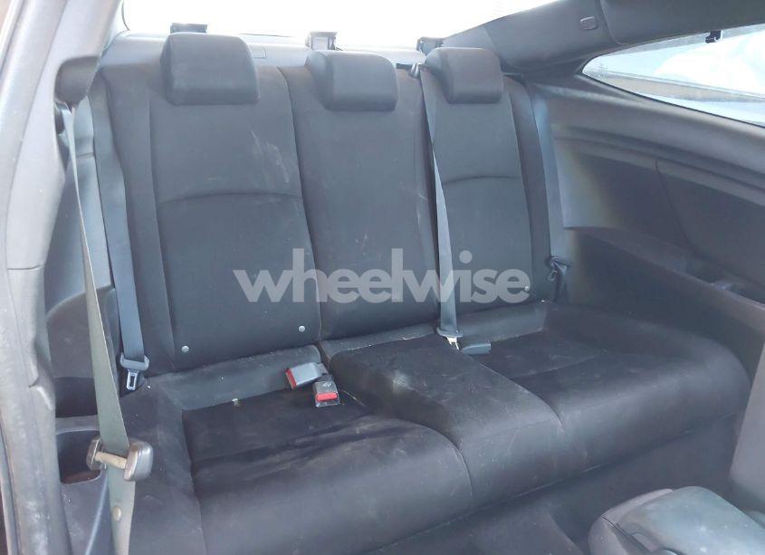 Photo 8 of 2019 Honda Civic LX (VIN 2HGFC4B6XKH304270)