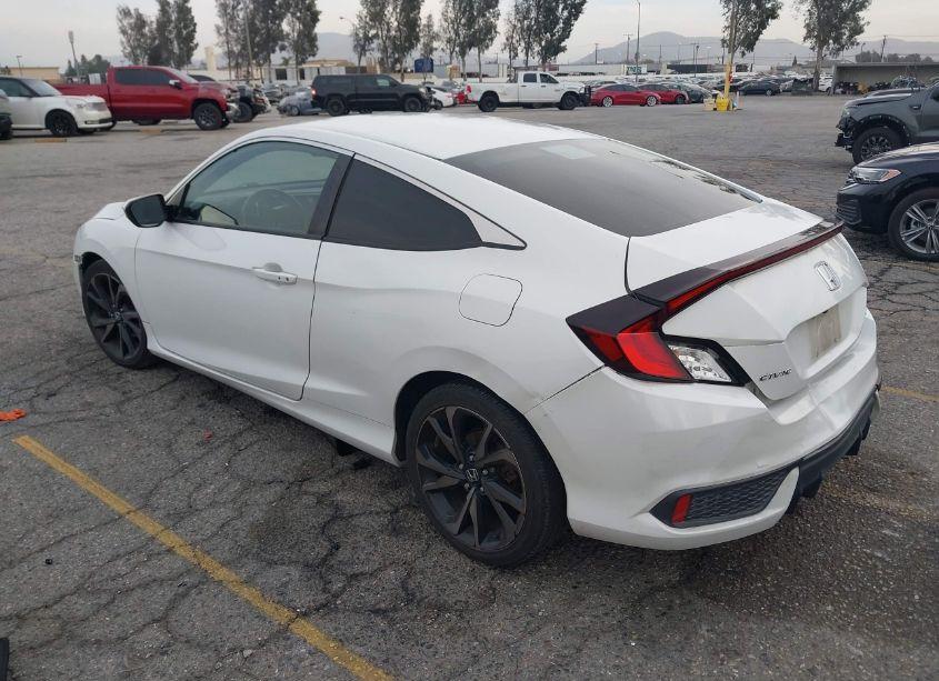 Photo 3 of 2020 Honda Civic SPORT (VIN 2HGFC4B81LH302295)