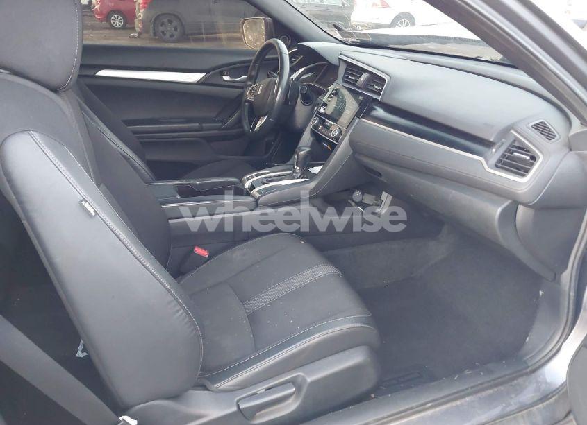 Photo 5 of 2019 Honda Civic SPORT (VIN 2HGFC4B83KH300188)