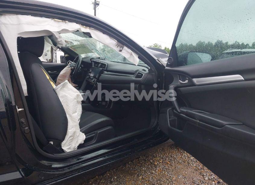 Photo 5 of 2019 Honda Civic SPORT (VIN 2HGFC4B86KH308205)