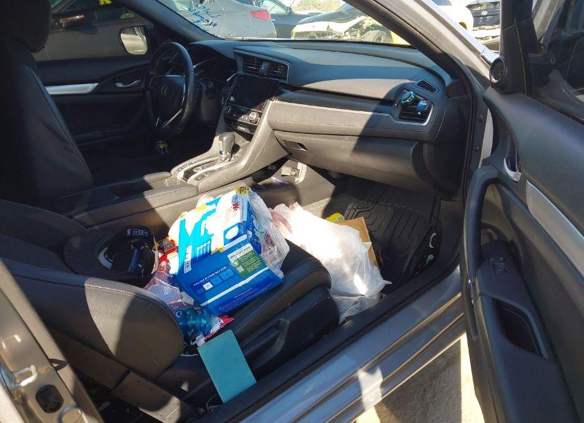 Photo 5 of 2019 Honda Civic SPORT (VIN 2HGFC4B88KH307931)