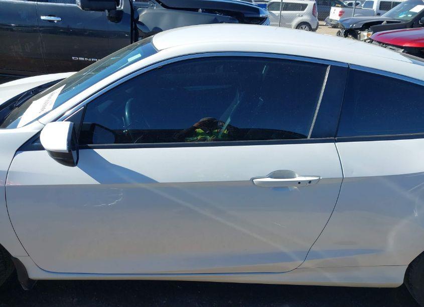 Photo 14 of 2019 Honda Civic SPORT (VIN 2HGFC4B8XKH302469)