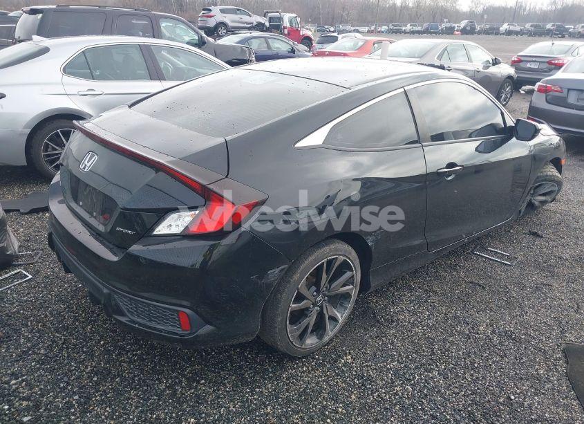 Photo 4 of 2019 Honda Civic SPORT (VIN 2HGFC4B8XKH304643)