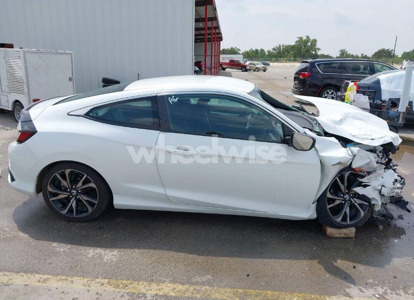 Photo 14 of 2019 Honda Civic SPORT (VIN 2HGFC4B8XKH308272)