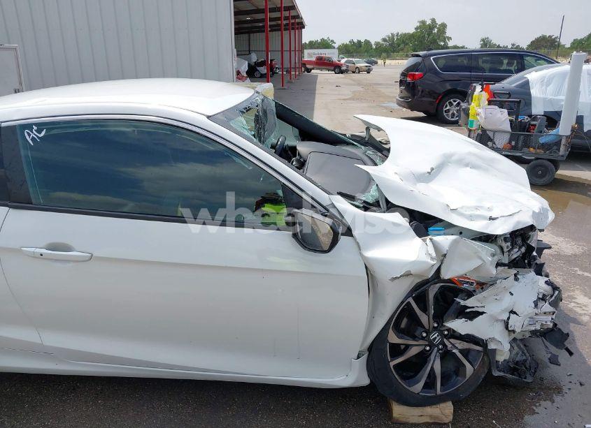 Photo 19 of 2019 Honda Civic SPORT (VIN 2HGFC4B8XKH308272)