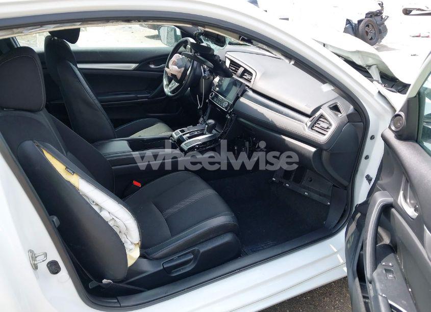 Photo 5 of 2019 Honda Civic SPORT (VIN 2HGFC4B8XKH308272)