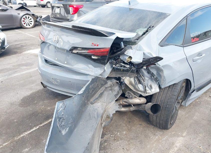 Photo 6 of 2022 Honda Civic SI SEDAN (VIN 2HGFE1E50NH471141)