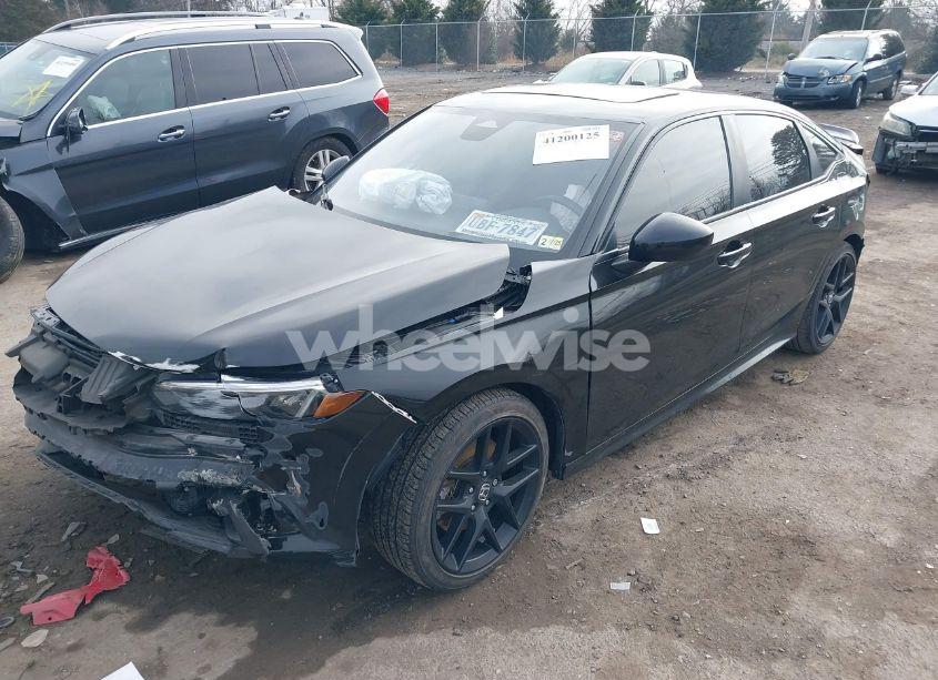 Photo 2 of 2022 Honda Civic SI SEDAN (VIN 2HGFE1E51NH470385)