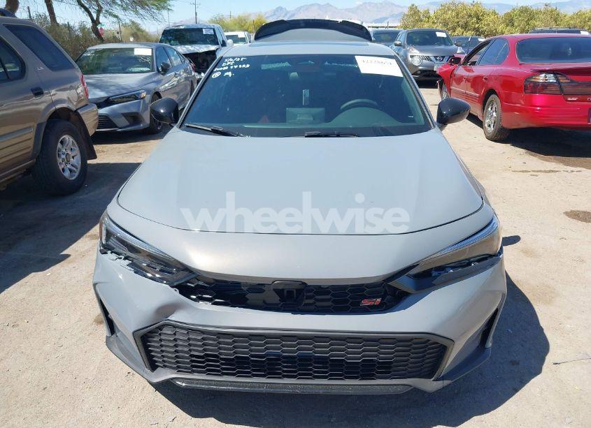 Photo 12 of 2025 Honda Civic SI BASE W/HIGH PERFORMANCE SUMMER TIRES/ (VIN 2HGFE1E51SH476490)