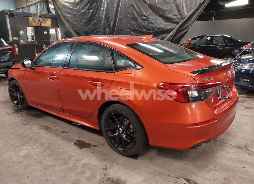 Photo 3 of 2022 Honda Civic SI SEDAN (VIN 2HGFE1E52NH471710)