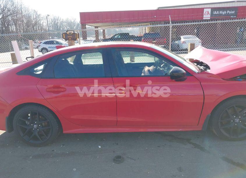Photo 13 of 2024 Honda Civic SI SEDAN (VIN 2HGFE1E56RH475619)