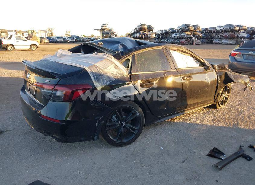 Photo 4 of 2025 Honda Civic SI BASE W/HIGH PERFORMANCE SUMMER TIRES/ (VIN 2HGFE1E56SH473441)