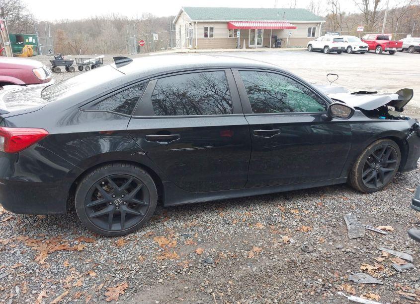 Photo 13 of 2022 Honda Civic SI SEDAN (VIN 2HGFE1E59NH477066)