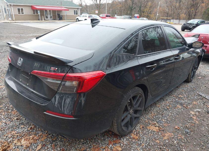 Photo 4 of 2022 Honda Civic SI SEDAN (VIN 2HGFE1E59NH477066)