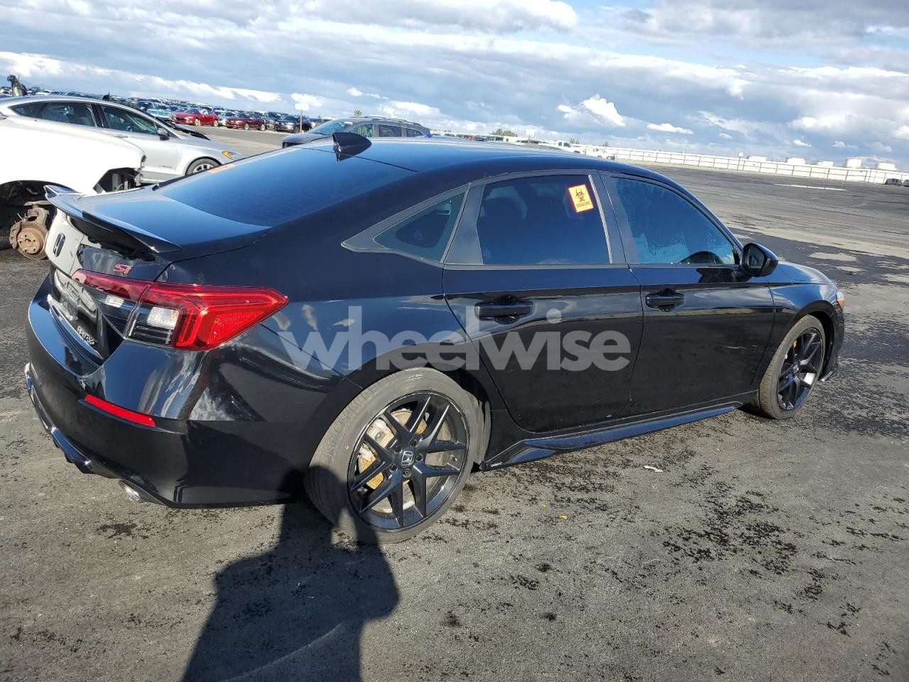 Photo 3 of 2023 HONDA CIVIC SI (VIN 2HGFE1E5XPH472302)
