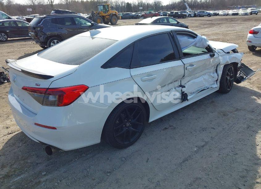 Photo 4 of 2024 Honda Civic SI SEDAN (VIN 2HGFE1E5XRH474084)