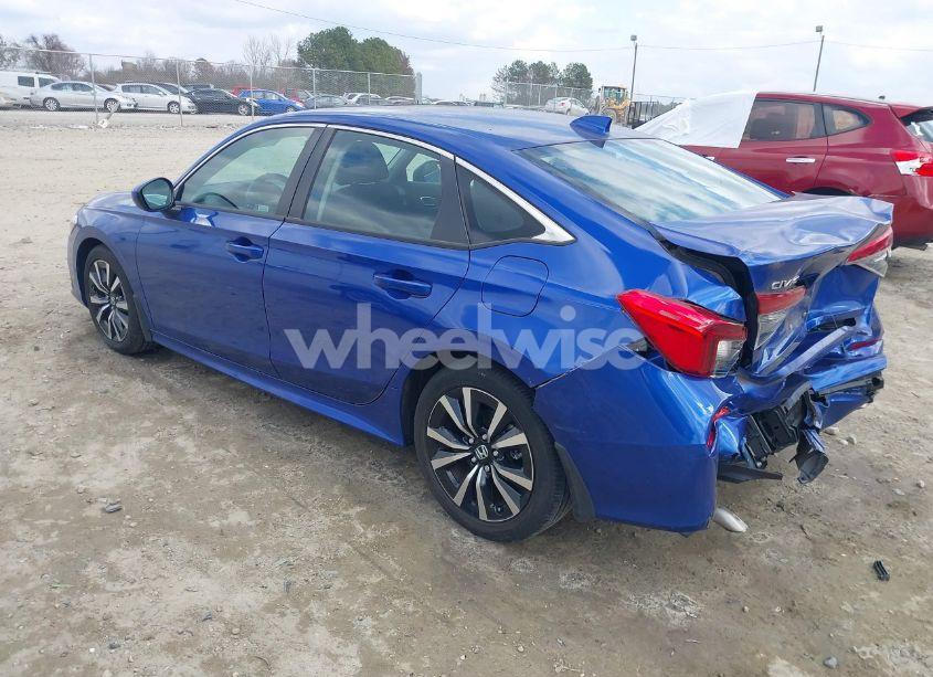 Photo 3 of 2022 Honda Civic EX (VIN 2HGFE1F70NH323524)