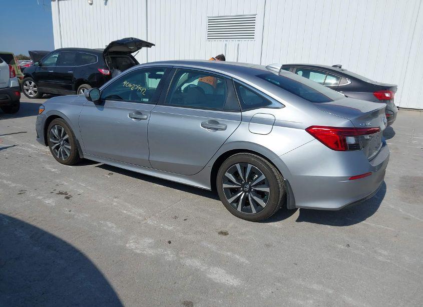 Photo 3 of 2024 Honda Civic EX (VIN 2HGFE1F70RH326476)