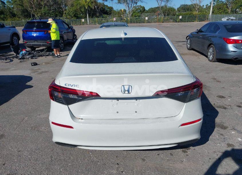 Photo 16 of 2024 Honda Civic EX (VIN 2HGFE1F70RH326686)