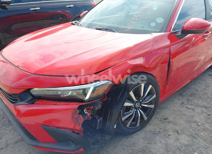 Photo 6 of 2022 Honda Civic EX (VIN 2HGFE1F71NH315965)