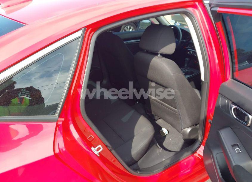 Photo 8 of 2022 Honda Civic EX (VIN 2HGFE1F71NH315965)