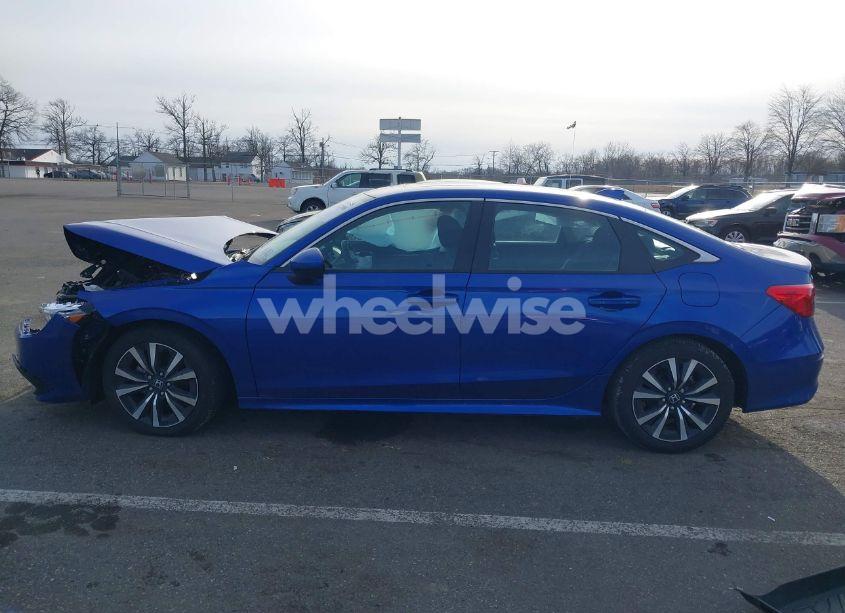 Photo 14 of 2024 Honda Civic EX (VIN 2HGFE1F71RH338555)