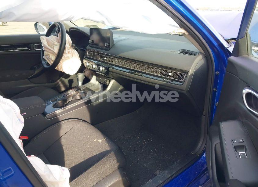 Photo 5 of 2024 Honda Civic EX (VIN 2HGFE1F71RH338555)