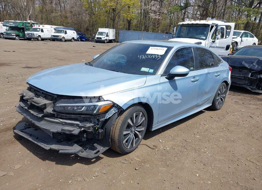 Photo 2 of 2022 Honda Civic EX (VIN 2HGFE1F72NH318356)