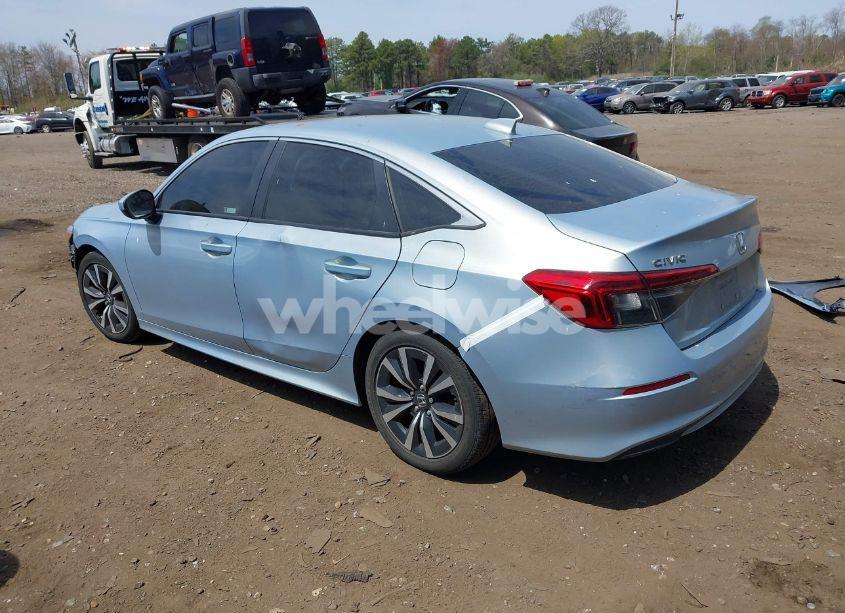 Photo 3 of 2022 Honda Civic EX (VIN 2HGFE1F72NH318356)